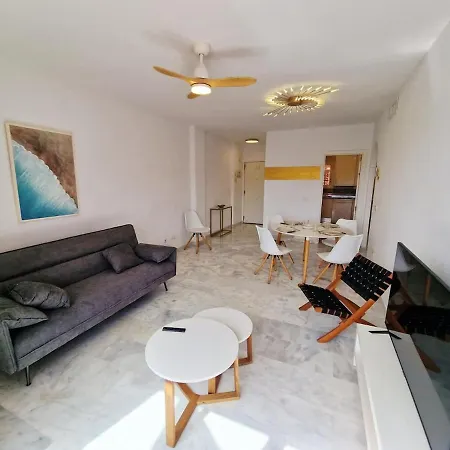 Appartement Reserva Rooftop Retreat 2br Penthouse With Private Rooftop, 2 Pools, Parking & Ac