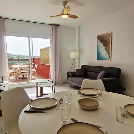 Reserva Rooftop Retreat 2br Penthouse With Private Rooftop, 2 Pools, Parking & Ac Appartement *