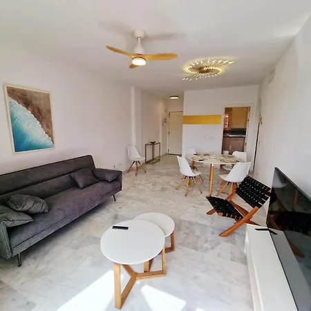 Reserva Rooftop Retreat 2br Penthouse With Private Rooftop, 2 Pools, Parking & Ac Marbellac