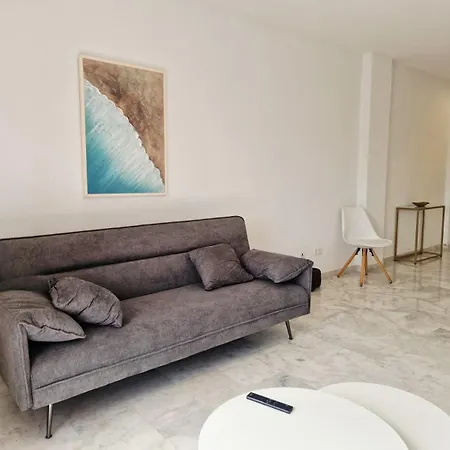 Reserva Rooftop Retreat 2br Penthouse With Private Rooftop, 2 Pools, Parking & Ac Appartement *