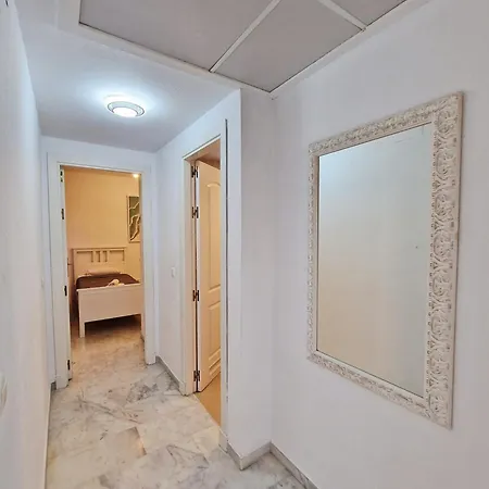 Reserva Rooftop Retreat 2br Penthouse With Private Rooftop, 2 Pools, Parking & Ac Marbellac
