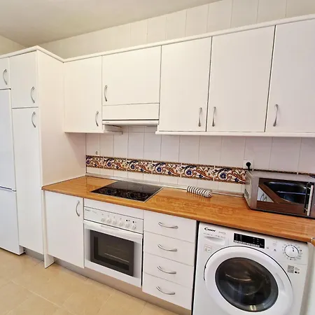 Appartement Reserva Rooftop Retreat 2br Penthouse With Private Rooftop, 2 Pools, Parking & Ac *