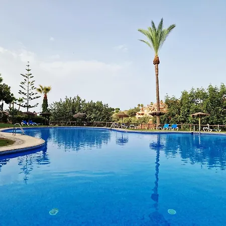Appartement Reserva Rooftop Retreat 2br Penthouse With Private Rooftop, 2 Pools, Parking & Ac Marbellac