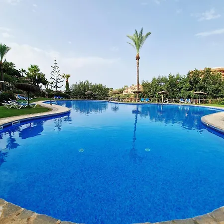 Appartement Reserva Rooftop Retreat 2br Penthouse With Private Rooftop, 2 Pools, Parking & Ac *