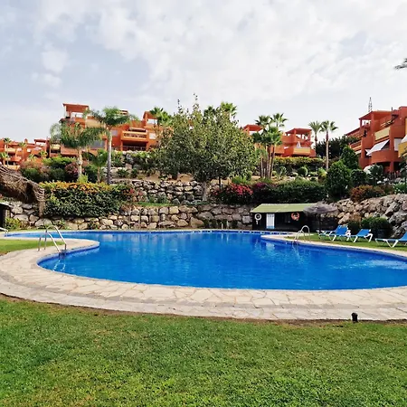 Appartement Reserva Rooftop Retreat 2br Penthouse With Private Rooftop, 2 Pools, Parking & Ac Marbellac